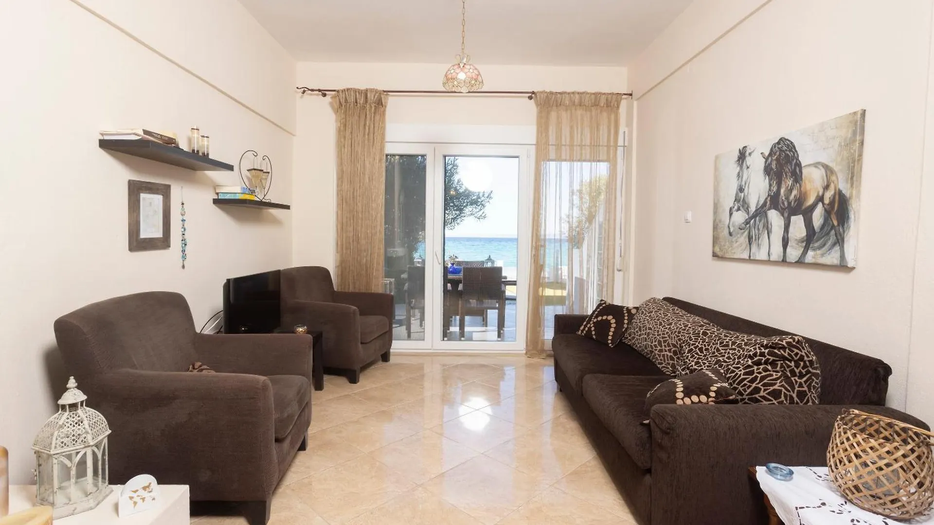 Kapa Maisonette - Beachfront, 3 Min Walk To Mamalouka Hanioti 0*,
