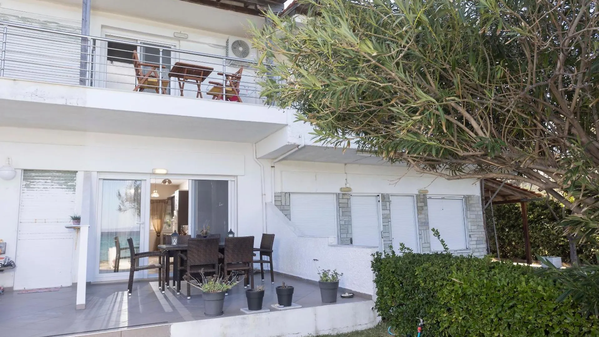 Apartament Kapa Maisonette - Beachfront, 3 Min Walk To Mamalouka Hanioti