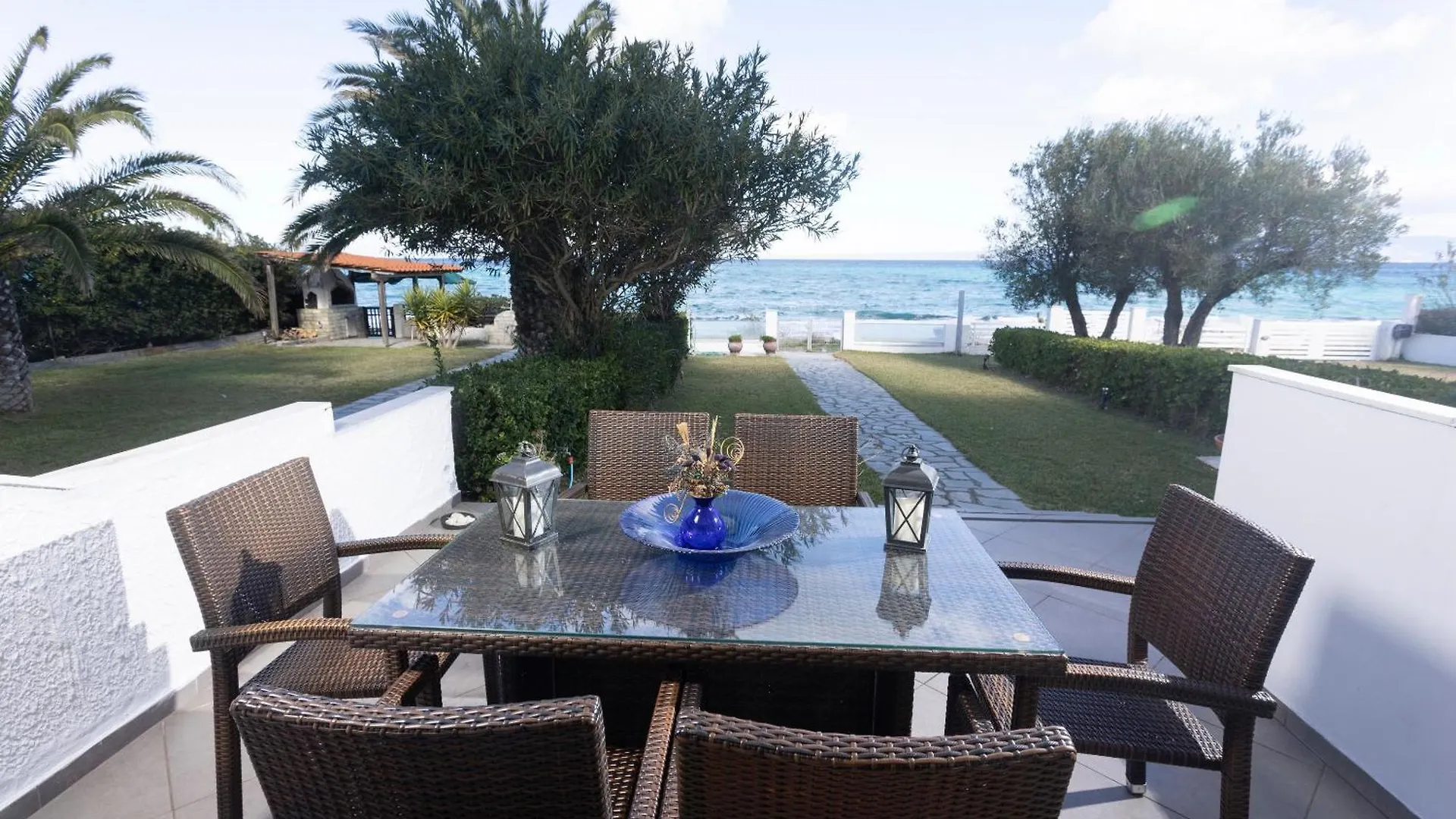 Kapa Maisonette - Beachfront, 3 Min Walk To Mamalouka Hanioti Grecia